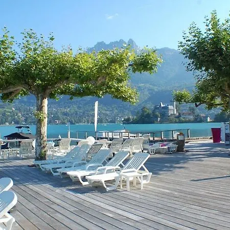 La Baie Des Voiles 3 Chambres 4 A 6 Personnes Au Bord Du Lac Plage Privee Duingt Exterior photo